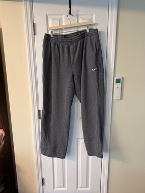 Nike Men's Charcoal Gray Jogger Sweatpants